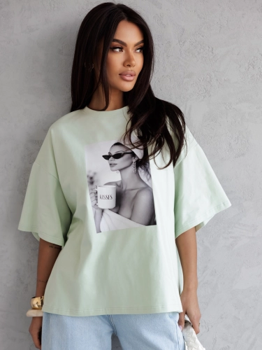 T-shirt damski Woman Me Gusta matcha