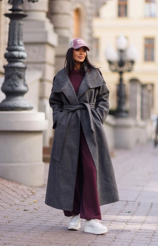 Płaszcz damski oversize  Me Gusta szary